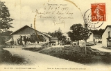 Rehaupal. - Sur la Place près de l'Eglise et l'Ecole